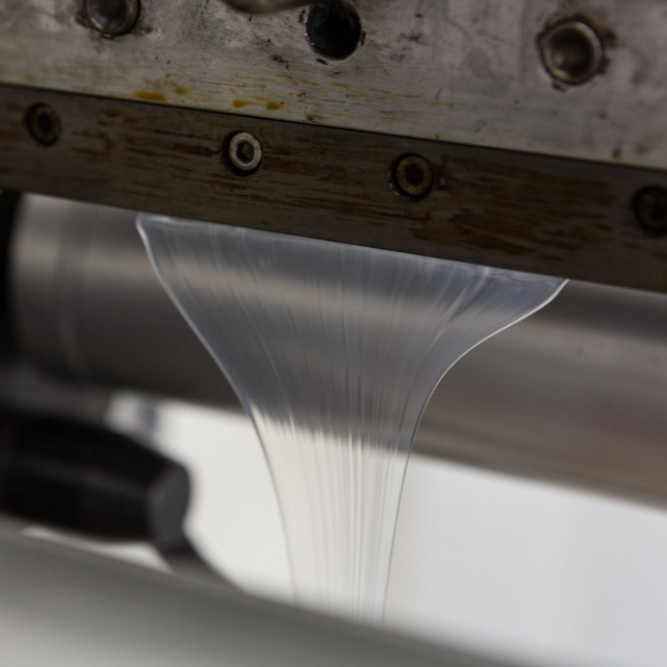 Los héroes invisibles, los adhesivos hot-melt